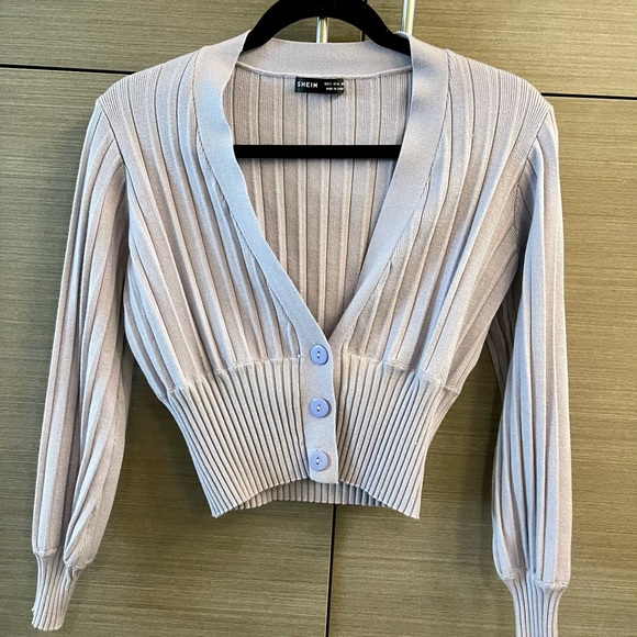 💜SHEIN Front Button Lantern Sleeve Cardigan💜 - Picture 3 of 6